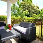 Ferienwohnung Livija Maj Mit Garten Und Terrasse